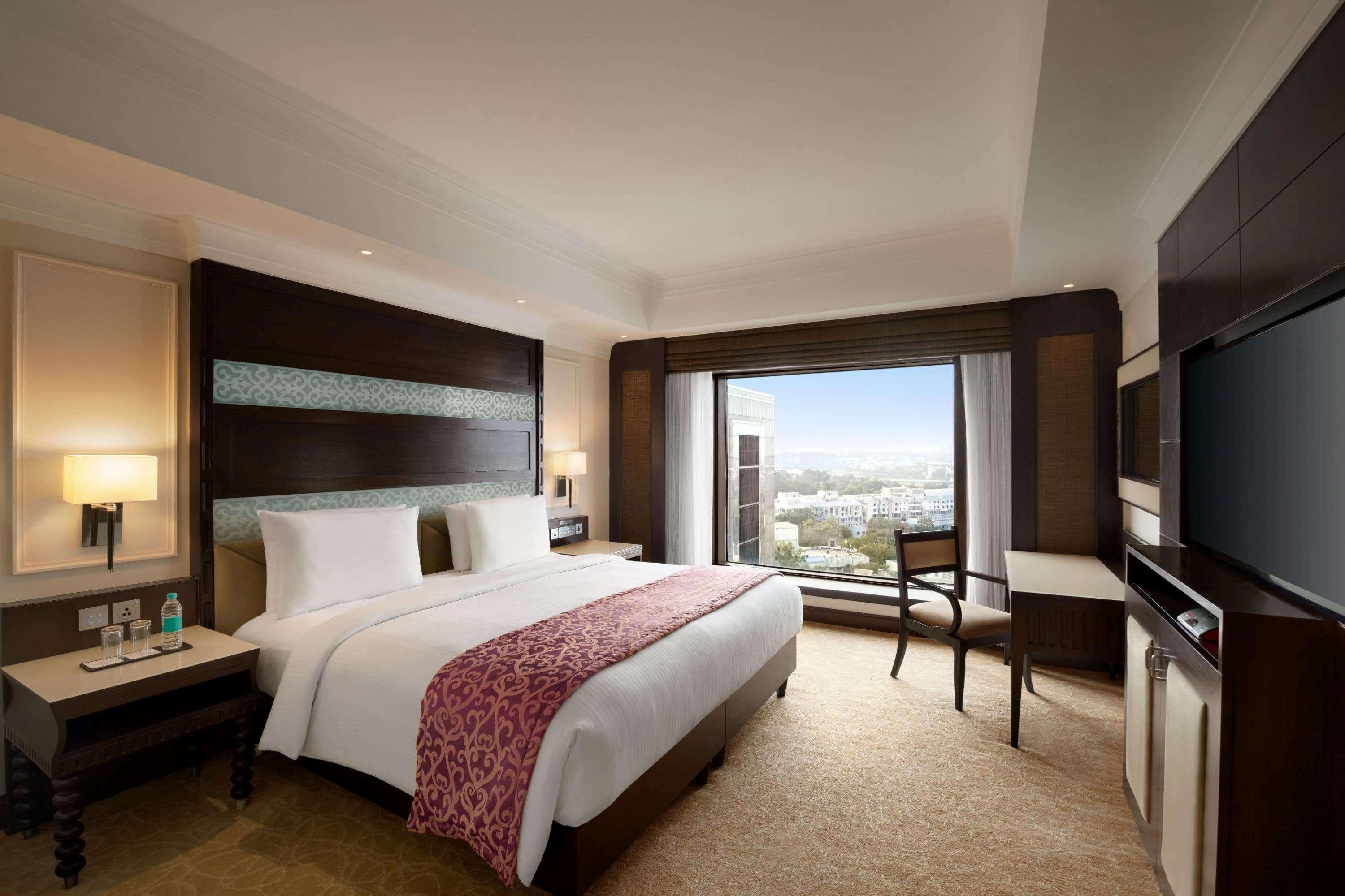 فندق Ramada Plaza شيناي المظهر الخارجي الصورة A room at the Taj Bengal